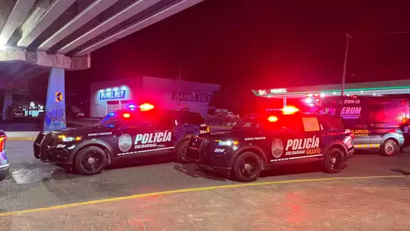 Tras el ataque, la mujer logró liberarse y comenzó a pedir ayuda a automovilistas y peatones que transitaban por la zona Tras el ataque, la mujer logró liberarse y comenzó a pedir ayuda a automovilistas y peatones que transitaban por la zona