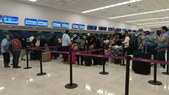 El aeropuerto de Mérida registra buena afluencia de pasajeros El aeropuerto de Mérida registra buena afluencia de pasajeros