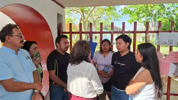Acuden autoridades al Tecnológico de Motul para dialogar con los estudiantes Acuden autoridades al Tecnológico de Motul para dialogar con los estudiantes