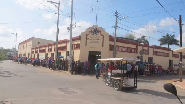 Los pobladores se han quejado por el retraso de la casilla