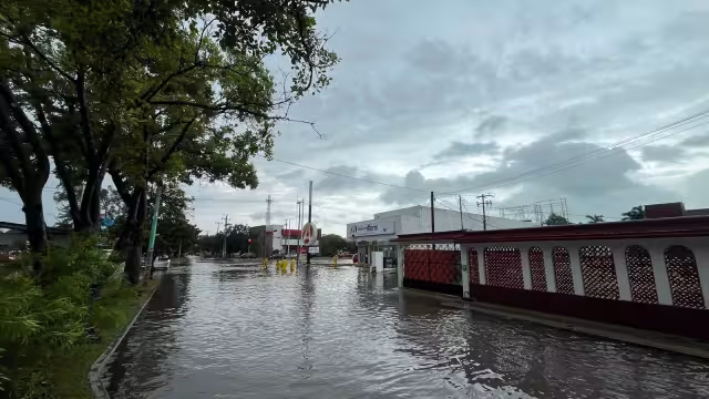 Lluvias torrenciales afectan a Chetumal