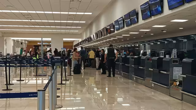 La afluencia de pasajeros en el aeropuerto de Mérida se mantienen al mínimo