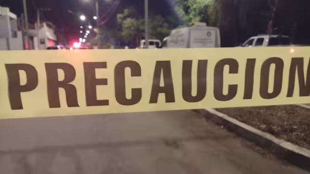 El joven habría sufrido una descarga eléctrica