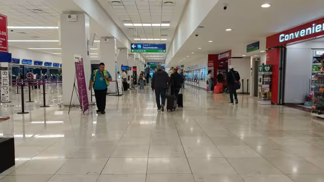 La afluencia de pasajeros en el aeropuerto de Mérida se mantiene al mínimo