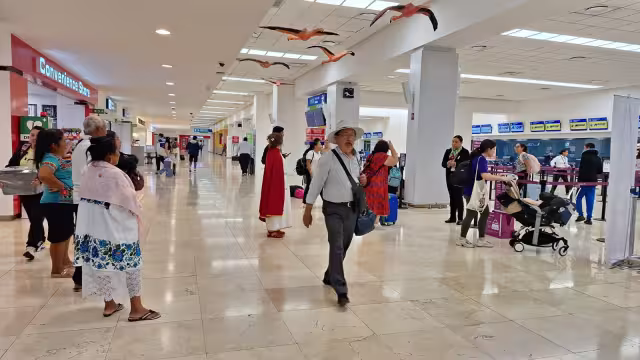 Los vuelos de anoche registraron retrasos