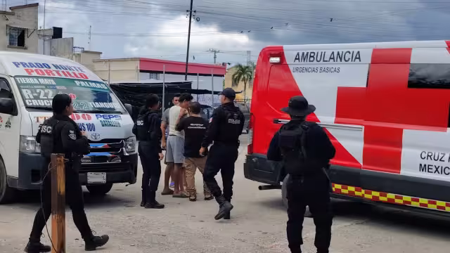 El lesionado fue atendido por paramédicos de la Cruz roja y trasladado a un hospital