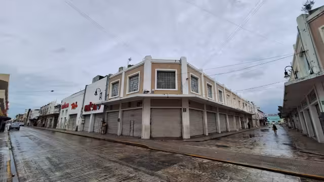 Desde la 1 de la tarde suspendieron labores