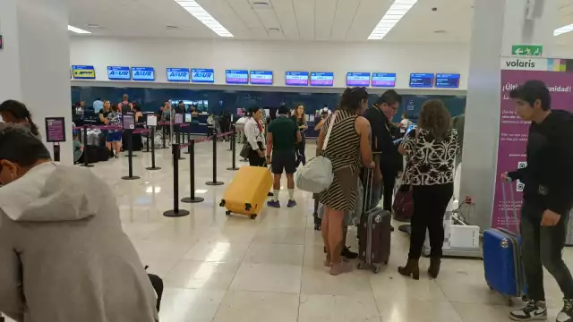 Hay regular afluencia de pasajeros en el Aeropuerto de Mérida