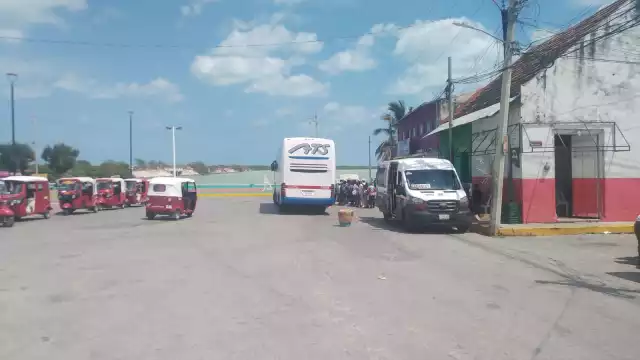 Los habitantes de Sabancuy han reaccionado con satisfacción a esta noticia; se contempla que la nueva central o paradero sea inaugurada el próximo mes.