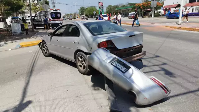 Percance vial en Campeche moviliza a Protección Civil