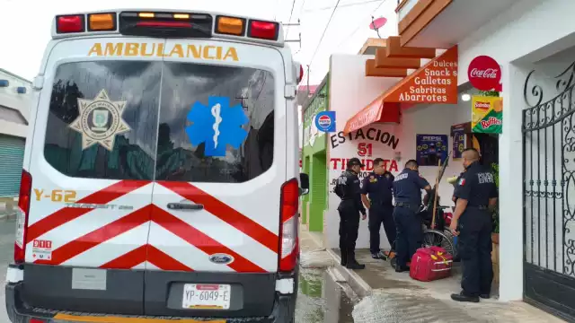 Vecinos reportan el violento ataque a un adulto mayor en silla de ruedas en la vía pública