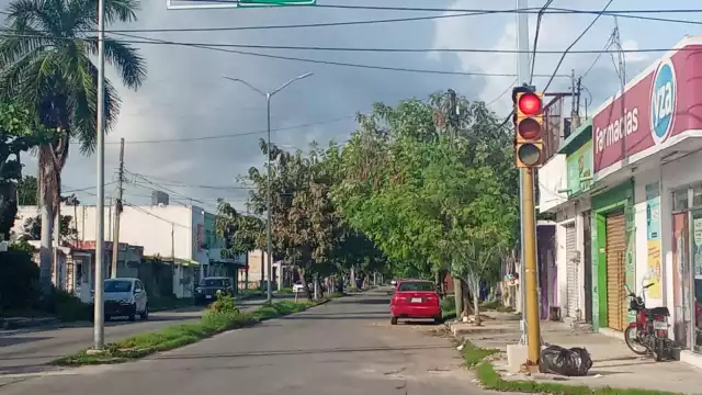 Nuevos semáforos de Chetumal no funcionan.