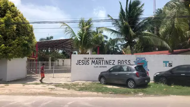 Alumnos han proclamado que deben establecer horarios para usar el baño
