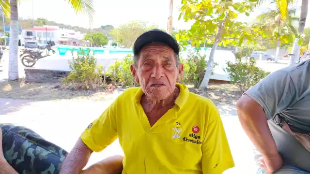 Don Hipólito Yeh Chan reveló que ha perdido la confianza para dejar sus herramientas en el muelle o dentro de su embarcació