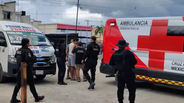 El lesionado fue atendido por paramédicos de la Cruz roja y trasladado a un hospital