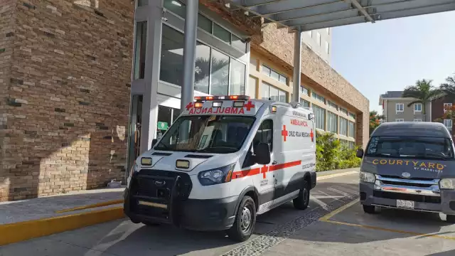Las autoridades y paramédicos rápidamente se movilizaron a la zona del incidente