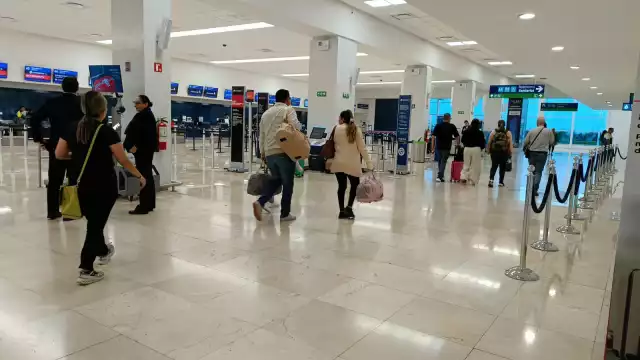 La afluencia de pasajeros en el aeropuerto de Mérida se mantiene mínima
