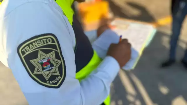 Un turista extranjero habría sido extorsionado por más de 50 mil pesos.