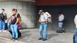 La crisis ligada a PEMEX provoca que trabajadores en Ciudad del Carmen ganen demandas laborales, pero no logren cobrar.