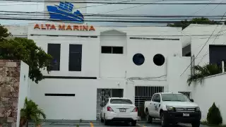 Pemex se compromete a pagar deuda a empresarios de Ciudad del Carmen antes del 15 de diciembre