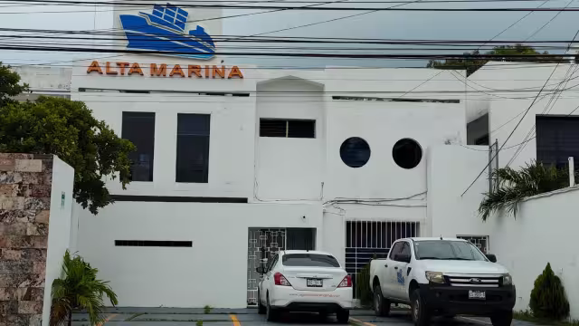 Pemex se comprometió a pagar a 120 empresarios locales la deuda desde 2023