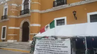 Sigue conflicto de extrabajadores del Ayuntamiento de Campeche: Suspenden mesas de diálogo