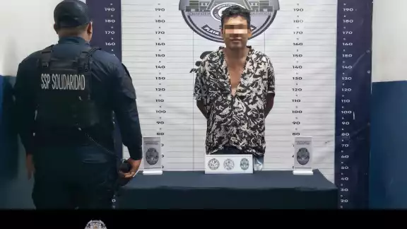 Hombre fue detenido en Villas del Sol por incumplir medida de protección. Hombre fue detenido en Villas del Sol por incumplir medida de protección.