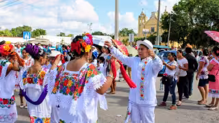 Con misas, procesiones y bailes, inician los festejos a la Virgen de la Natividad en Cansahcab y Sucilá