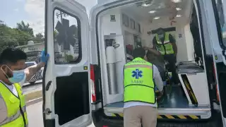 Colisión en Escárcega deja un motociclista lesionado