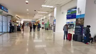 Vuelos de Mérida hacia la CDMX operan con retrasos hasta de 38 minutos