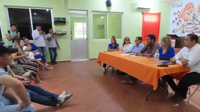 El Secretario General de la Sección 33 del SNTE no ha aparecido en las reuniones