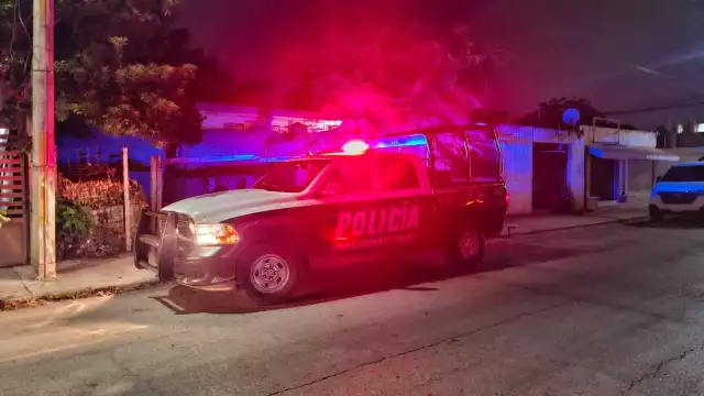 Paramédicos hallaron que la víctima tenía heridas en el abdomen, en el hombro y en la espalda