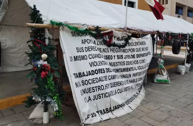 Los manifestantes exigen un diálogo con la alcaldía.