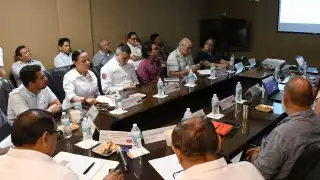 El Comité de Seguimiento a la marea roja establece en 15 km la delimitación, de Progreso a Sisal