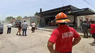 El Cuerpo de Bomberos logró apagar el siniestro con ayuda de una pipa de agua