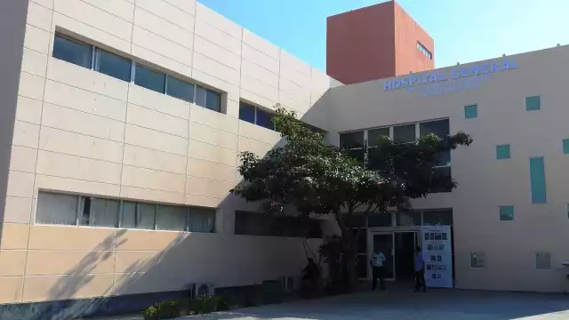 Anuncian modernización del Hospital General en Carmen; quirófanos nuevos en octubre
