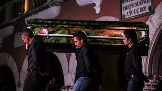 El entierro de Juan Carnaval marca el cierre de los festejos de la carne en Mérida