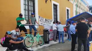 Continúan tres días de protesta