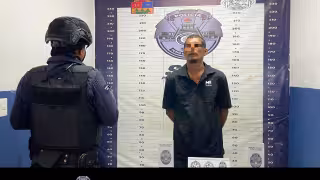 El detenido se identificó como Lisandro N, de 32 años de edad y originario de Tabasco