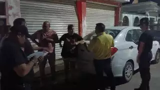 Luis May Sabido encuentra a sus perros sin vida en el patio de su casa, en la colonia Yocchenkax