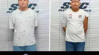 Los dos detenidos fueron presentados por la SSC de Playa del Carmen.