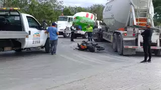 Un imprudente chofer causó un accidente vial en la avenida Nacozari