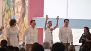Desde Yucatán, Claudia Sheinbaum defiende a la 4T: “Nadie le va a arrebatar la Transformación al pueblo de México”