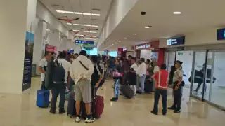 Aeropuerto de Mérida registra 14 vuelos retrasados hasta por 16 horas este sábado