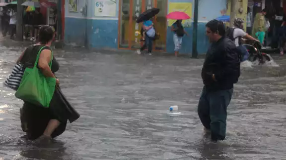 Las calles de Mérida se encuentran inundadas