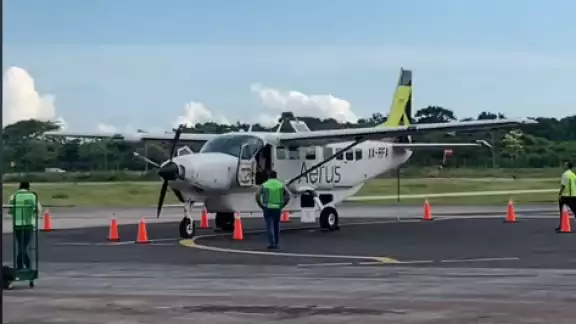 ¿Cuánto cuesta volar en avión de Cancún a Chetumal en uno de los aviones comerciales más pequeños? ¿Cuánto cuesta volar en avión de Cancún a Chetumal en uno de los aviones comerciales más pequeños?