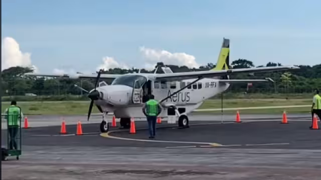 ¿Cuánto cuesta volar en avión de Cancún a Chetumal en uno de los aviones comerciales más pequeños?
