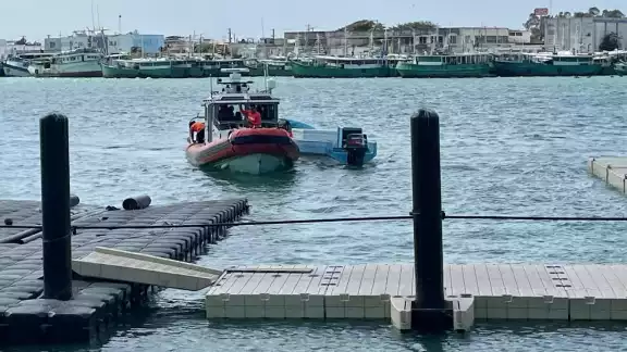 Autoridades de Progreso piden a los paseantes evitar ingresar al mar en estado inconveniente Autoridades de Progreso piden a los paseantes evitar ingresar al mar en estado inconveniente