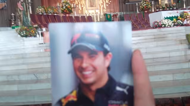 La estampita de Checo en la Basílica