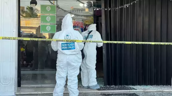Asesinan a balazos a trabajadora de un hotel en Cancún Asesinan a balazos a trabajadora de un hotel en Cancún